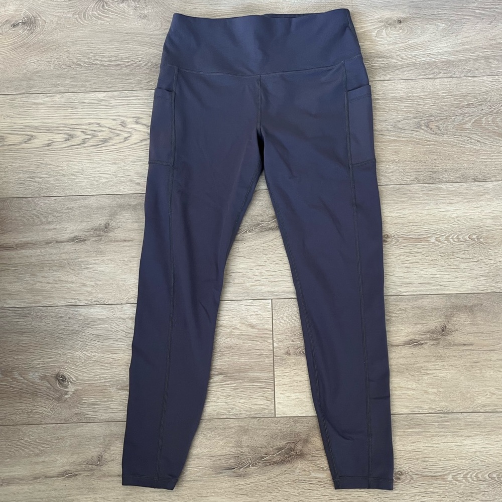 Amazon Essentials Periwinkle Side Pocket Athletic Leggings M